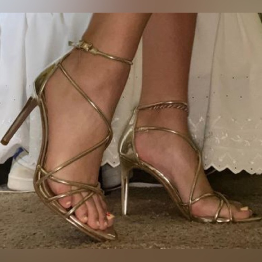 Gianni Bini — Strappy Dress Sandals Size 9M / Excellent Condition/strap